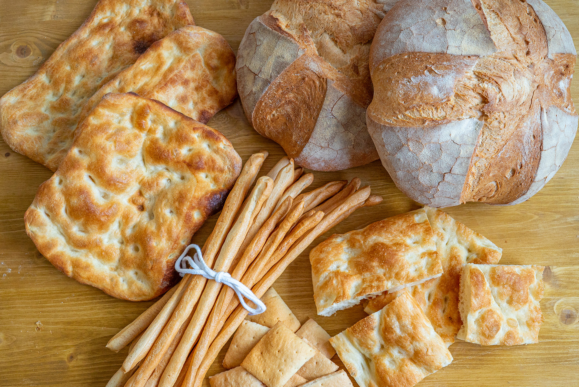 Unique baked goods, thanks to live lactic ferments. Discover Pater® range