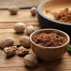 Nutmeg powder