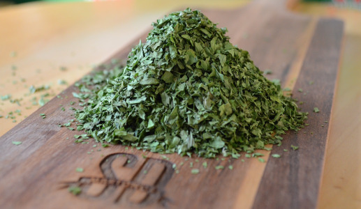 Dried Parsley Leaves