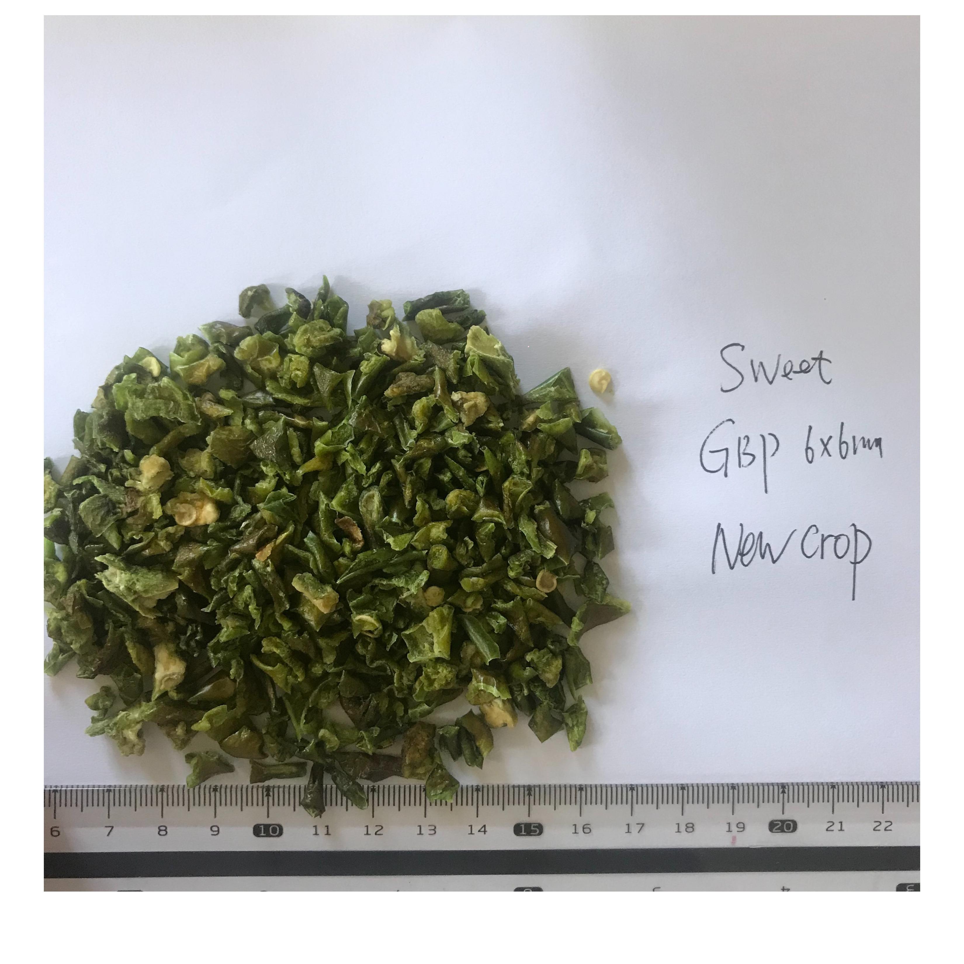 DEHYDRATED SWEET GBP FLAKES 6*6MM