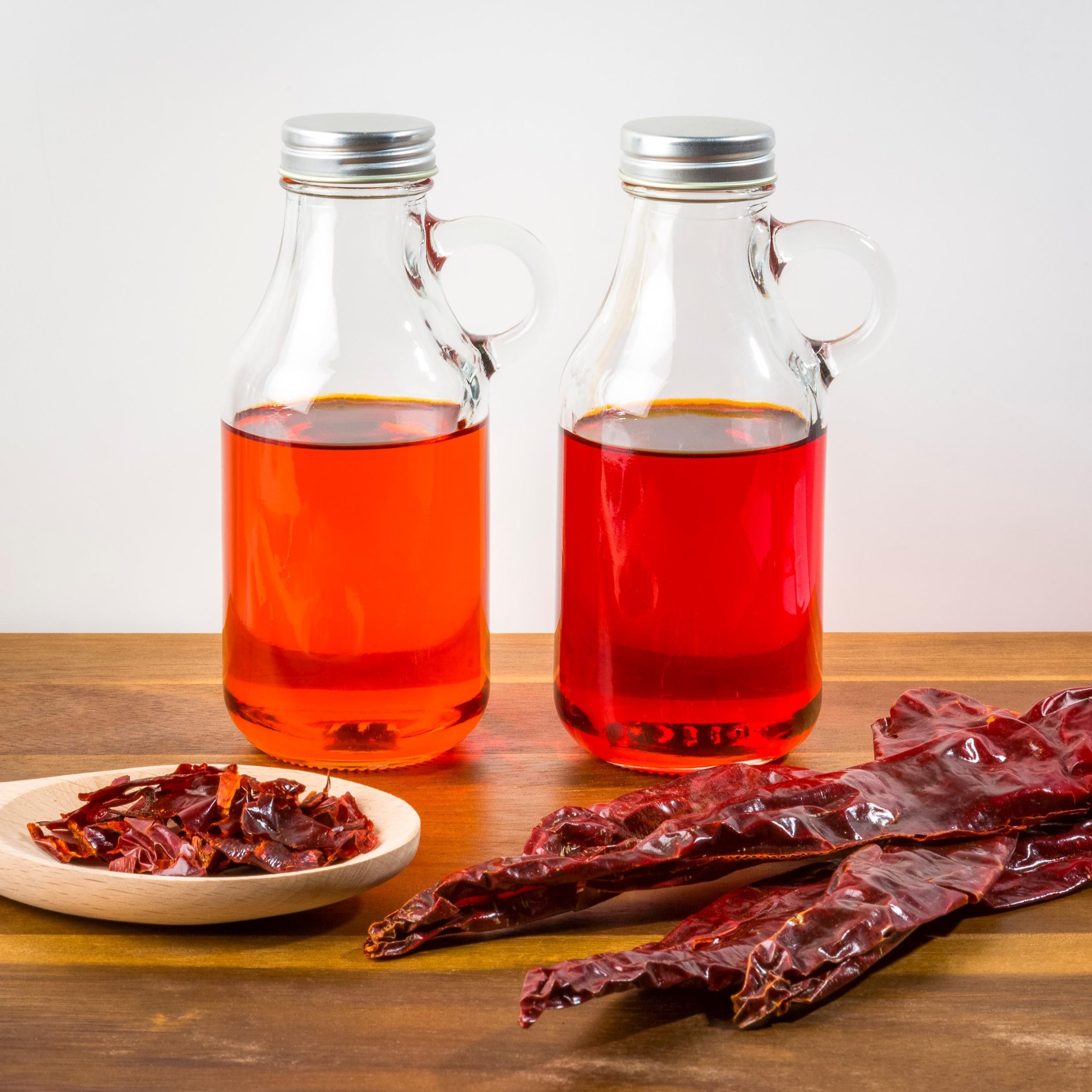 PAPRIKA OLEORESIN,  OIL AND WATER SOLUBLE
