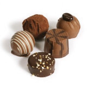 chocolate-gathering-3542813