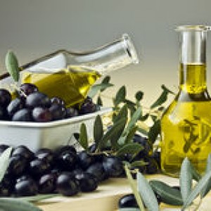 olive-oil-olives-22745205